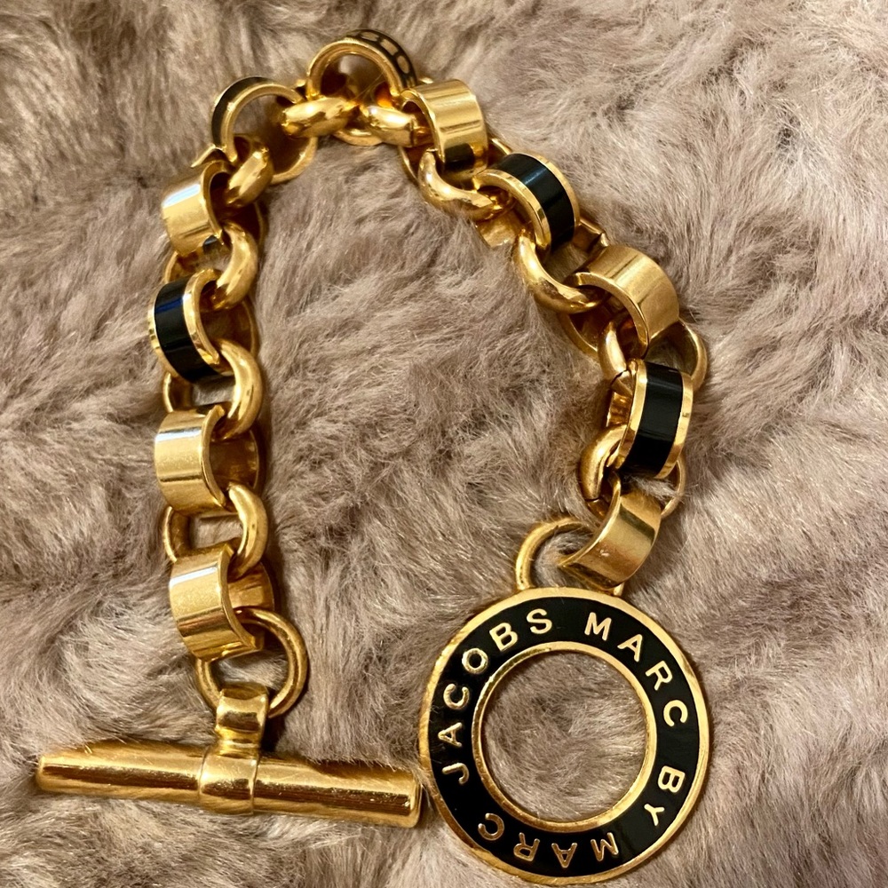 Marc by Marc Jacobs - Link Bracelet in black and gold